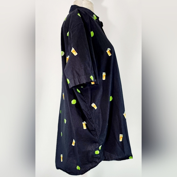 Molokai Surf Co Hawaiian drink & lime button-down relaxed fit shirt - Picture 5 of 9